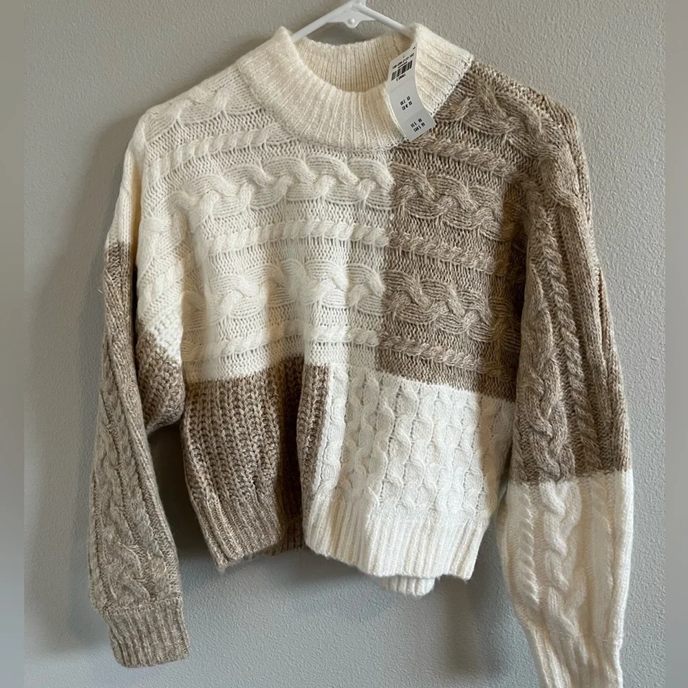 NWT A&F Colorblock Sweater - Picture 2 of 4